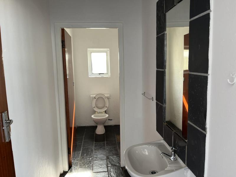 To Let Commercial Property for Rent in Paarden Eiland Western Cape